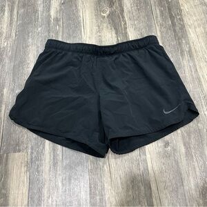 NIKE - Black Shorts